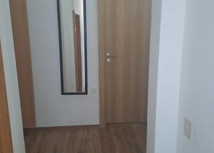 Elda * Poreč
